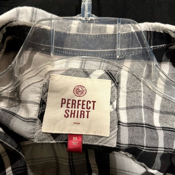 🔥3 Plaid Shirts (2 Small Old Navy + 1 Med SO) for one LOW price!!! - Picture 8 of 8